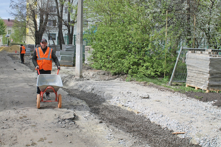 В Губкине продолжается ремонт дорог