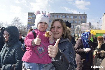 Встретили весну, как полагается: весело и сытно