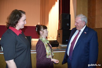 Александр Шумейко, депутат Белгородской областной Думы шестого созыва, в рамках депутатского Дня проводит встречи со своими избирателями