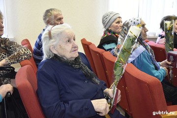 Вручены юбилейные медали