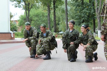 Губкинские курсанты покорили небо