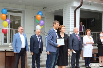 После капитального ремонта торжественно открылся инфекционный корпус Губкинской городской детской больницы