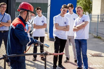Сергей Демидов: Белгородэнерго продлит программу взаимного сотрудничества с профильными учебными заведениями региона на 2020-2021 учебный год