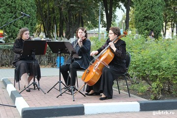 В преддверии Дня города в Губкине проходят творческие вечера