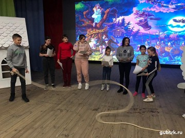 Для троицких ребят провели веселое занятие с театрализованной постановкой