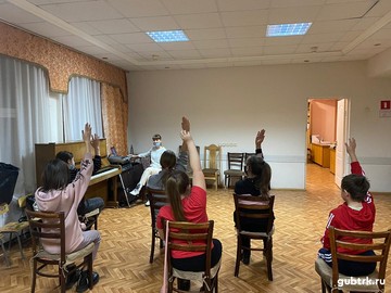 В Центре культурного развития поселка Троицкий 25 декабря состоялся час общения «Музыка в нашей жизни»
