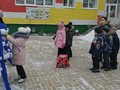 15 января на п. Троицком организовали зимние забавы