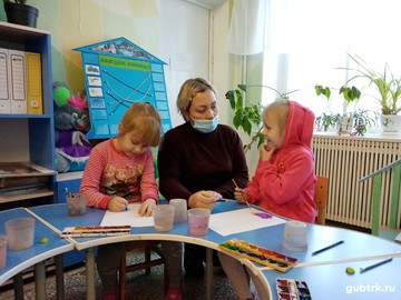 Лилия Логвинова провела для дошколят познавательную программу «В гостях у чая»