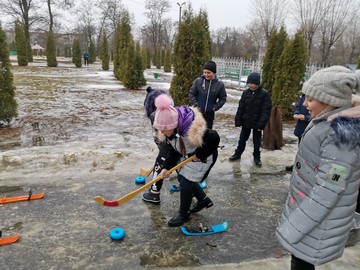 Творческие специалисты Центра культурного развития п. Троицкий в последние январские дни провели увлекательные спортивные и культурные программы