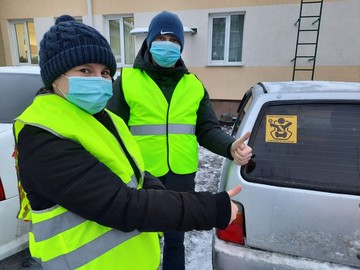В МБДОУ № 36 «Колокольчик» прошла акция «Наклейка-автокресло»