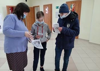 10 февраля творческие специалисты Казацкостепского Дома культуры провели акцию  «Запомните, детки, таблетки – не конфетки»