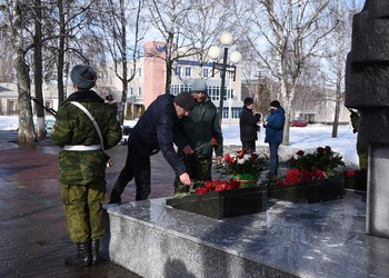 В Губкине почтили память солдат, погибших в Афганистане