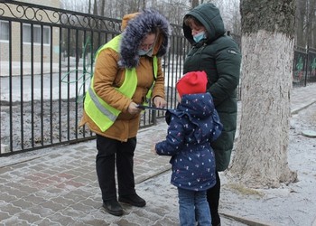 В Губкине «родительский патруль» контролирует безопасность условий передвижения детей