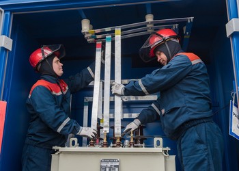 Белгородэнерго реконструирует 60 километров отслуживших свой срок сетей