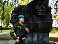 Губкинские власти поздравили сообщество десантников с праздником