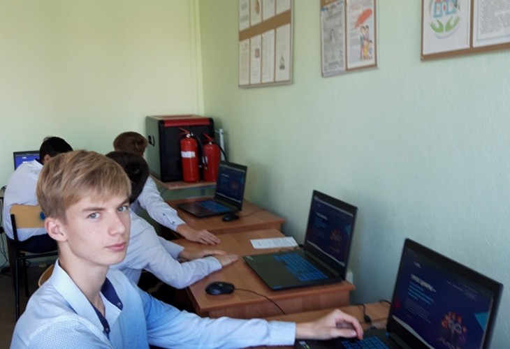 В школах Губкинского городского округа с 27 сентября по 10 октября 2021 года прошли «Цифровые уроки»