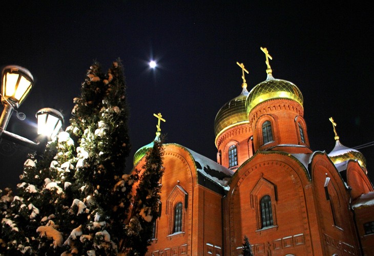 Расписание праздничных богослужений  Губкинского Спасо-Преображенского собора