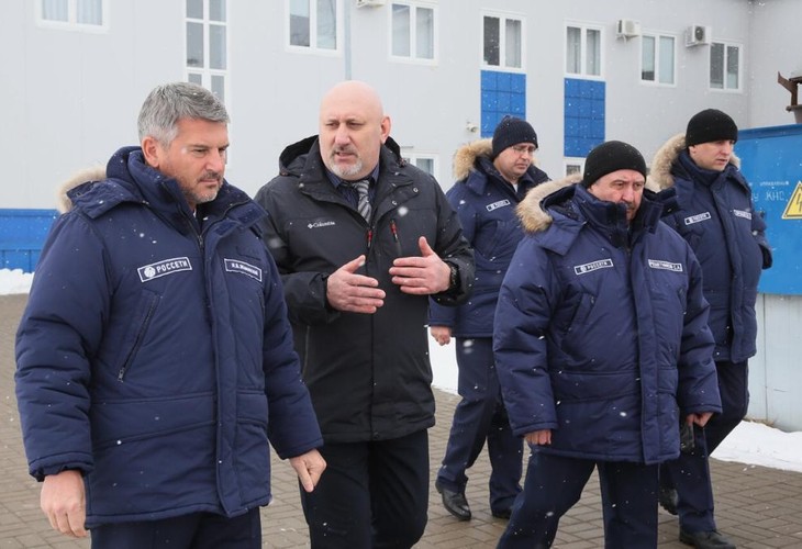Игорь Маковский поздравил сотрудниц приграничного Шебекинского РЭС Белгородэнерго с 8 марта