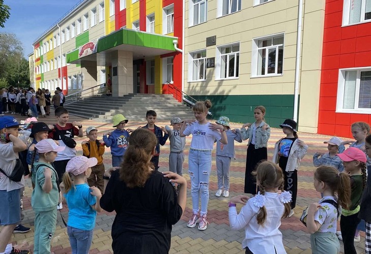 В Губкине увеличат время работы школьных лагерей