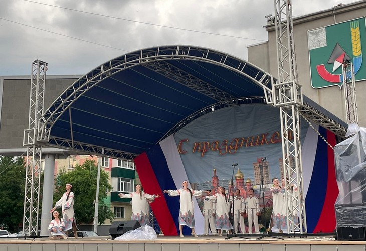 В Губкине прошел праздничный концерт в честь Дня России