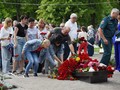 В Губкине прошло торжественное возложение цветов у Вечного огня