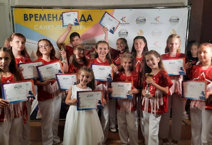 «8-я нота» из Губкина стала суперфиналистом международного проекта «Салют талантов»