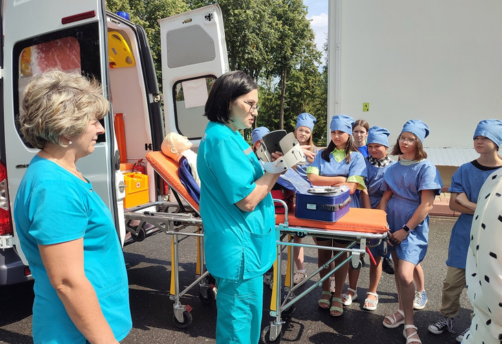Юные губкинцы делают свой первый шаг в медицину