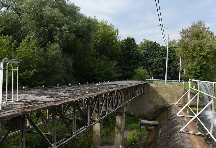 В Губкине начали реконструкцию моста молодожёнов