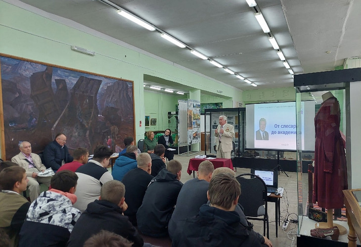 Акция «Поделись своим знанием» прошла в Губкине