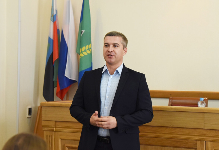 10 вопросов от губкинцев: итоги первого эфира Михаила Лобазнова