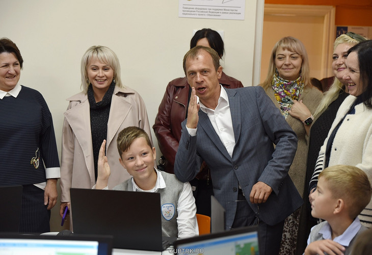 В Губкине открыли Центр цифрового образования «IT-куб»