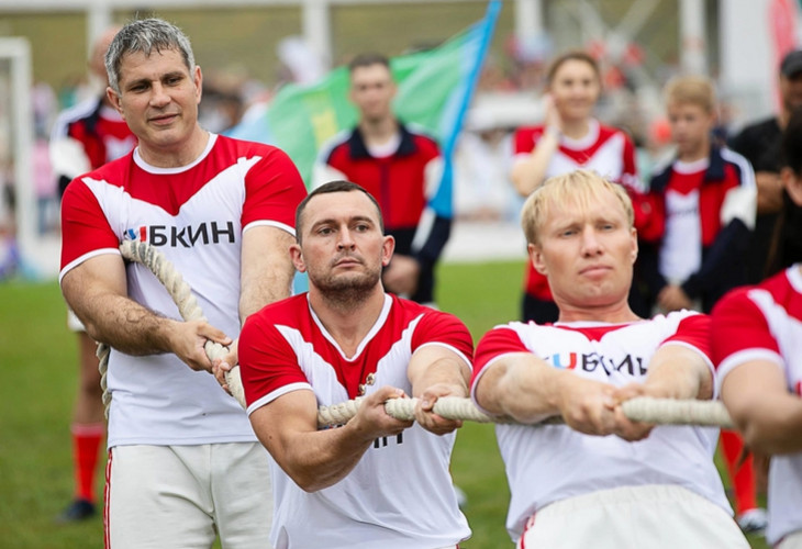 Виталий Смотров: «Заниматься спортом необходимо каждому человеку»