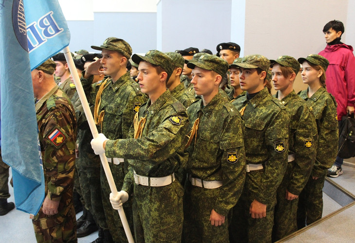 В Губкине состоялся слёт курсантов военно-патриотических клубов Белгородской области.