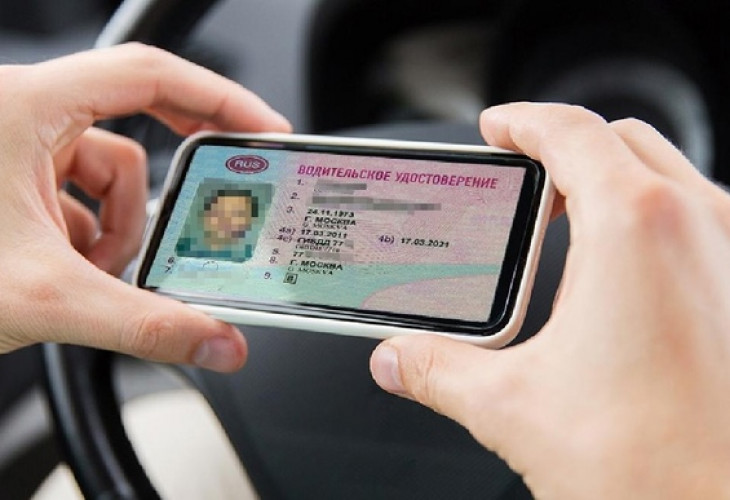В Губкине водители смогут использовать электронные права