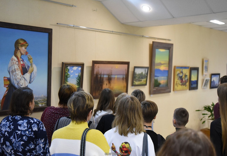 В Губкине открылась выставка художников «Образ реальности»