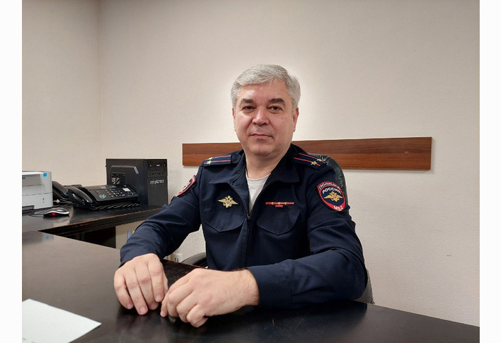 Губкинские полицейские отмечают День сотрудника органов внутренних дел
