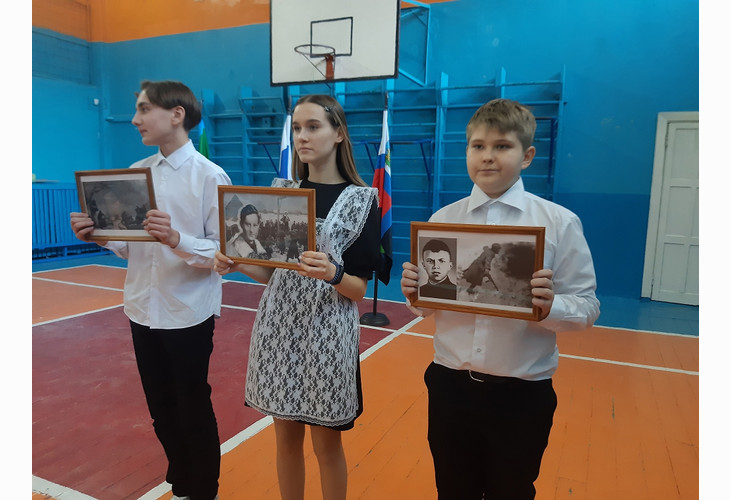 Патриотическая акция «Москва, твоя оборона идет через наши сердца» состоялась в Губкине
