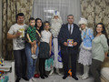 Михаил Лобазнов вручил подарок ребёнку в рамках акции «Ёлка желаний»