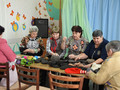 Губкинцы старшего поколения участвуют в акции «Тепло для героя»
