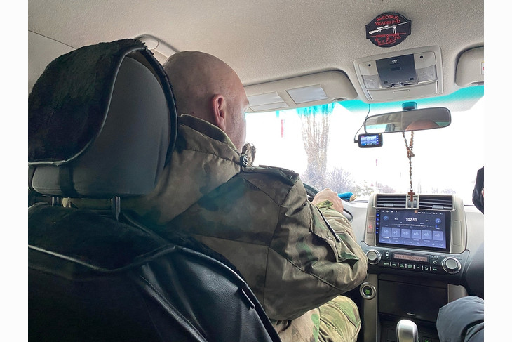 Губкин на границе: волонтёры кормят горячим обедом участников спецоперации