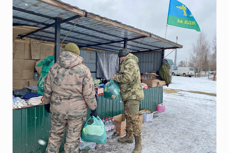 Губкин на границе: волонтёры кормят горячим обедом участников спецоперации