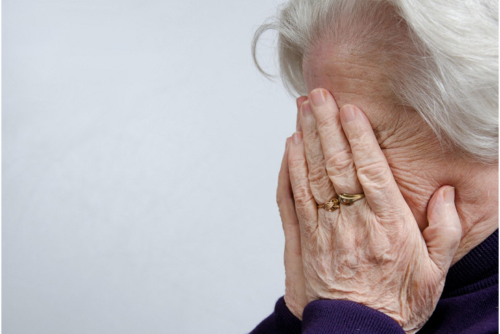 85-летнюю жительницу Губкина обманули на крупную сумму денег