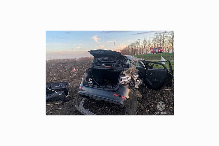 На автодороге «Короча – Губкин – граница Курской области» произошла авария