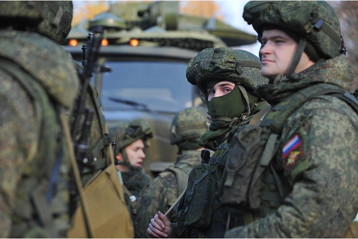 В Белгородской области семьи военных смогут обращаться по вопросам по номеру 122