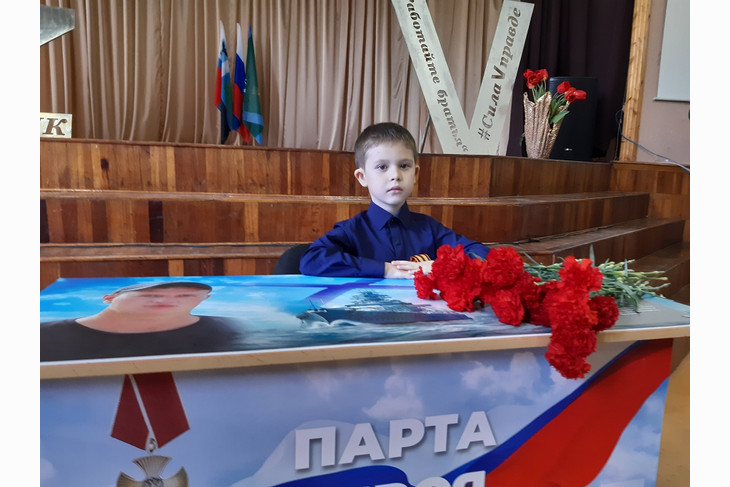 В канун Дня Победы в Губкине открыли «Парту Героя»