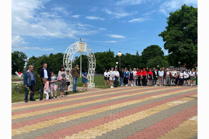 В Скородном открыли памятную доску губкинцу, погибшему в ходе спецоперации