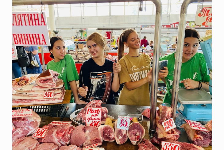 Улыбочку: в Губкине состоялся юбилейный фотокросс