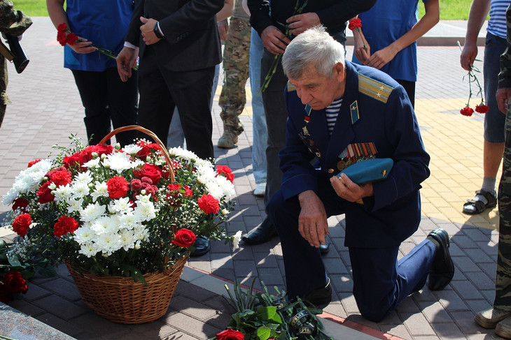 «Никто, кроме нас!»: в Губкине отметили День ВДВ