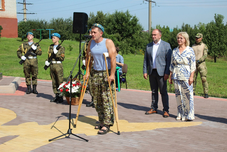«Никто, кроме нас!»: в Губкине отметили День ВДВ