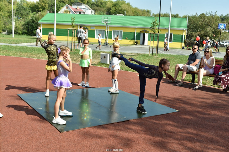 «Учение с увлечением»: губкинцы отпраздновали День знаний в долине ручья Тёплый Колодезь